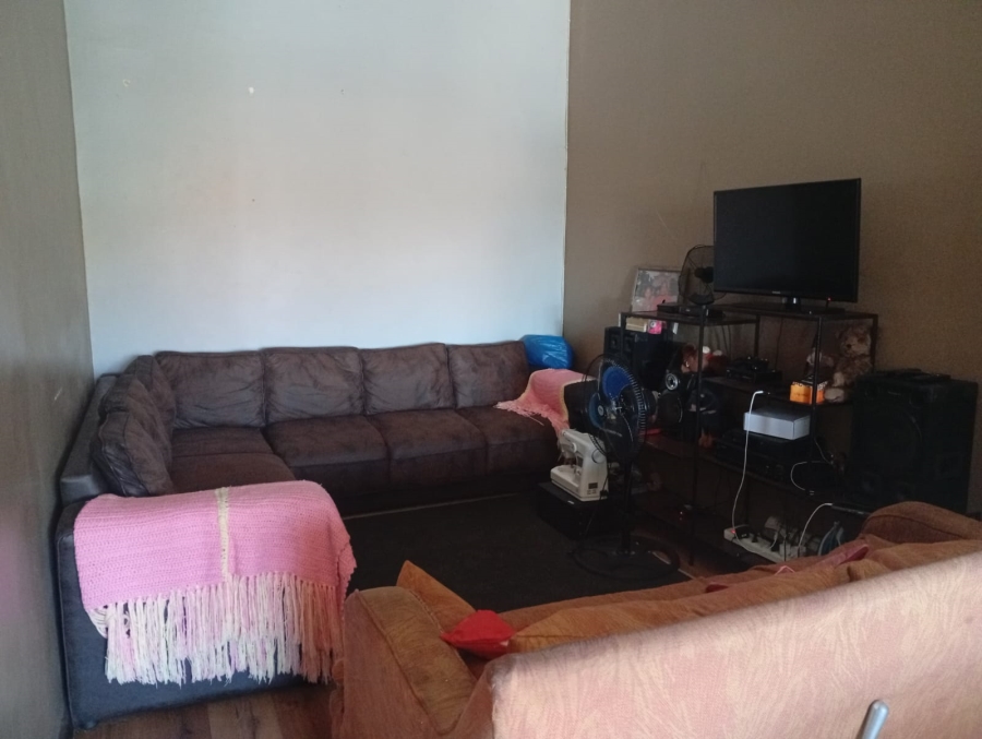 8 Bedroom Property for Sale in Sydenham Eastern Cape